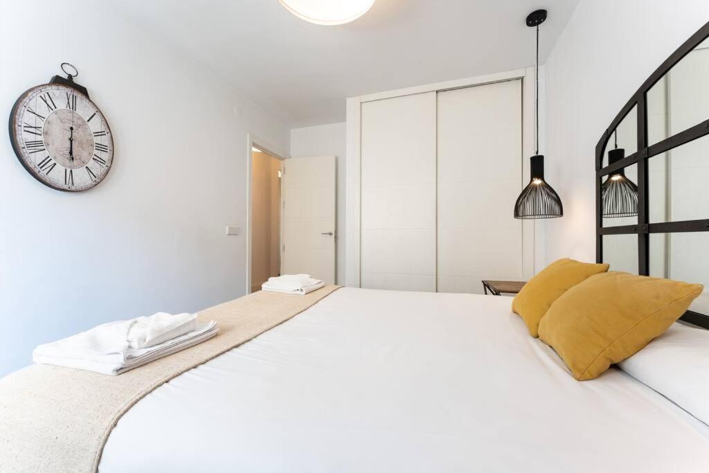 Super Central Malaga Flat With Terrace And Free Parking מראה חיצוני תמונה