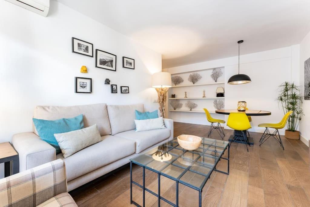 Super Central Malaga Flat With Terrace And Free Parking מראה חיצוני תמונה