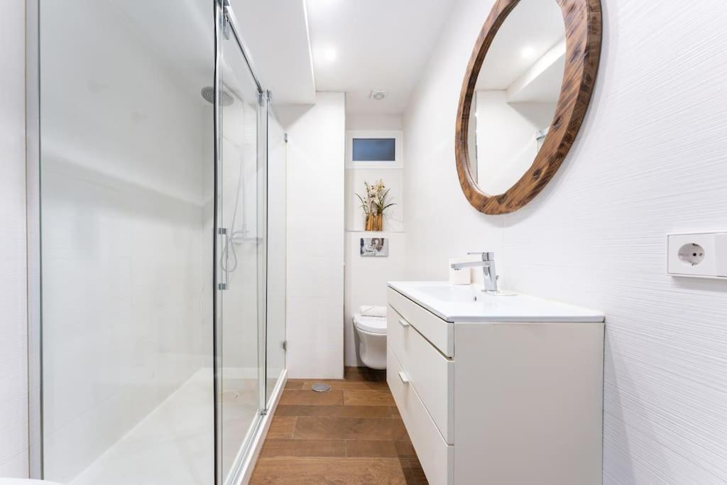 Super Central Malaga Flat With Terrace And Free Parking מראה חיצוני תמונה